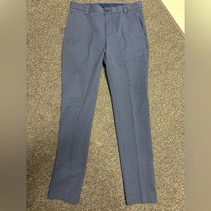 vineyard vines On the Go pants.